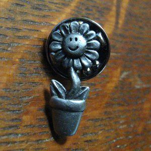 🌻 Pewter Potted Flower Vintage Floral Lapel Pin